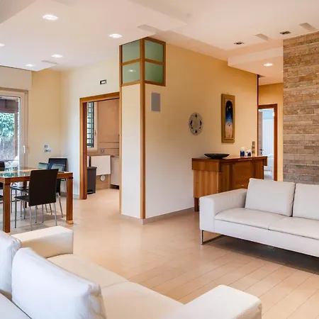 Mari Luxury Accomodation